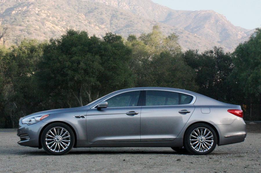  Kia K900 V8 2015 года  (фото 39 из 44)